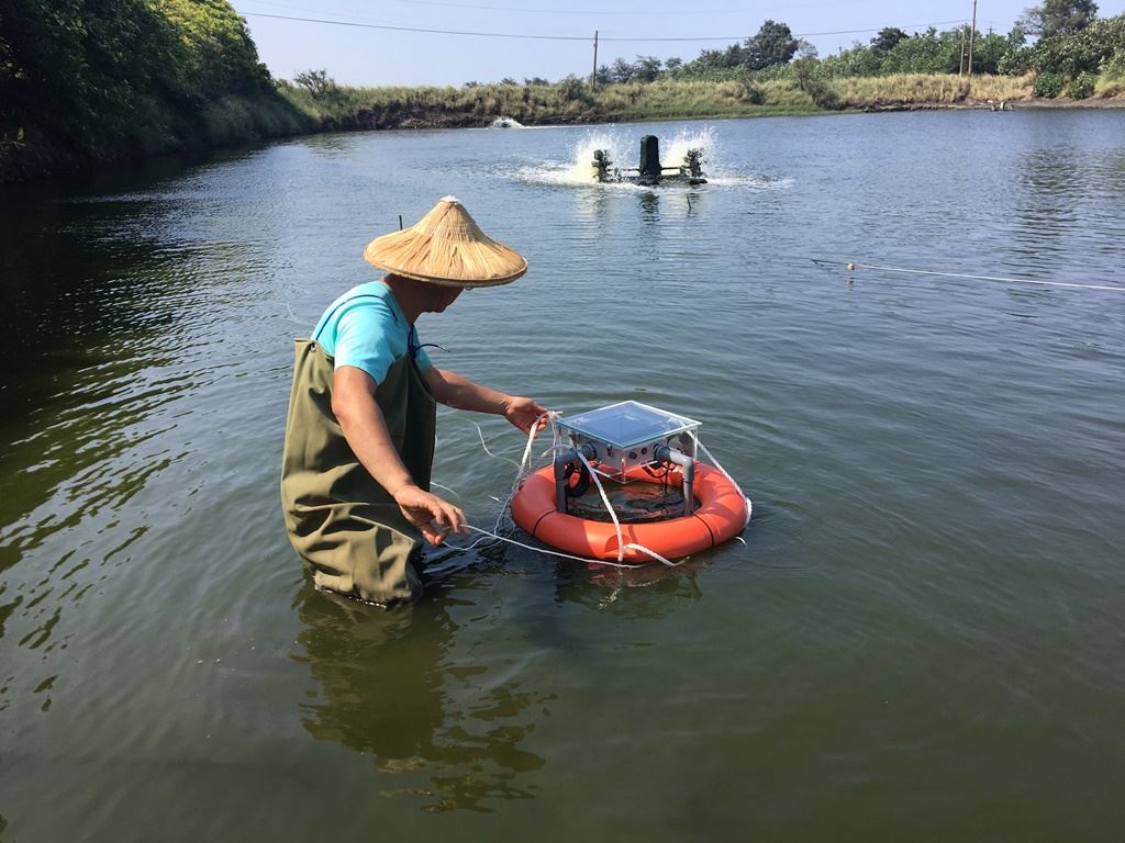 圖一 寬緯科技「水聚寶」導入養殖漁業運用AI監測水質，有效減少三成飼料用量及五成用電，產值更增加三成